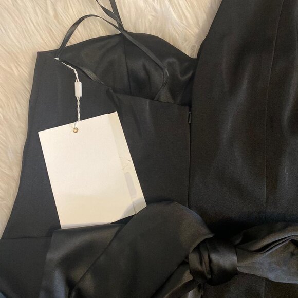 Glamorous short tuxedo dress by Mac Duggal. - Picture 3 of 10